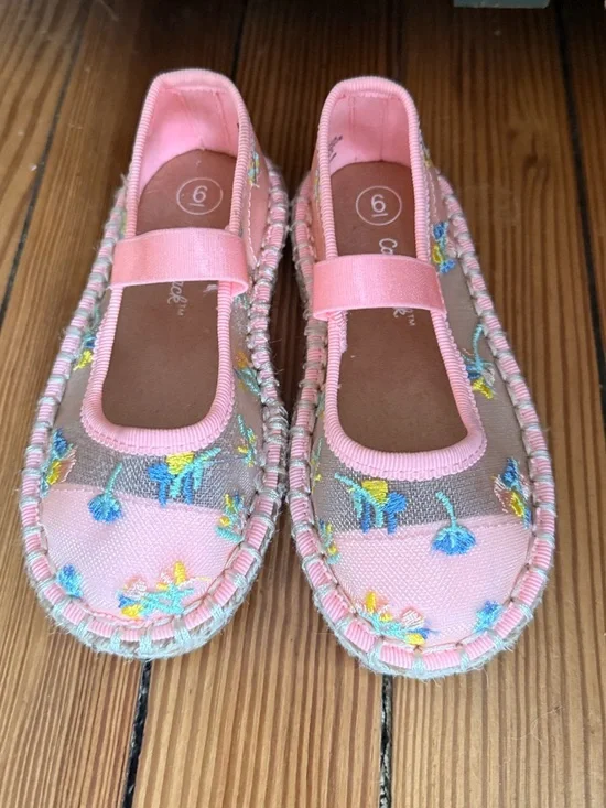 NWOT Cat & Jack Pink Floral Mesh Mary Jane Espadrille Sz 6 - Picture 3 of 6